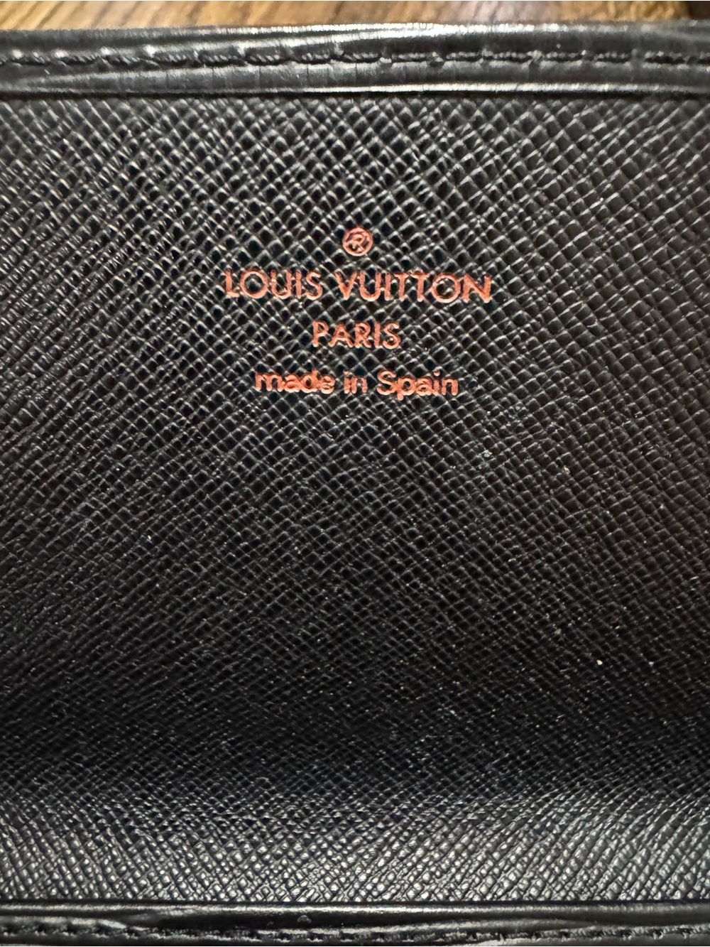 Louis Vuitton Black Epi Leather Card & Key Holder - Picture 3 of 8